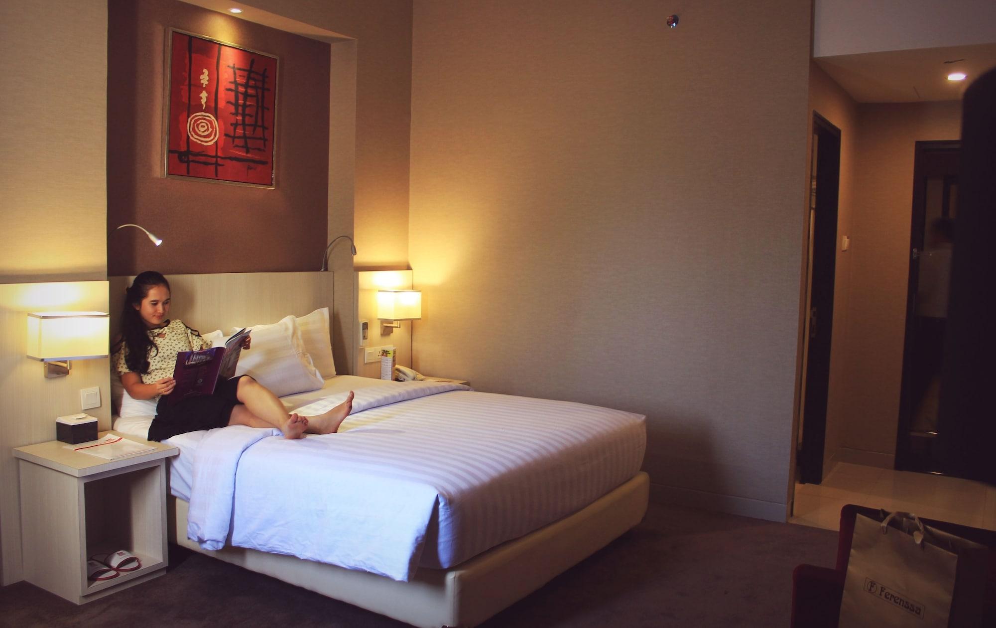 Biz Hotel Batam Nagoya Exterior foto
